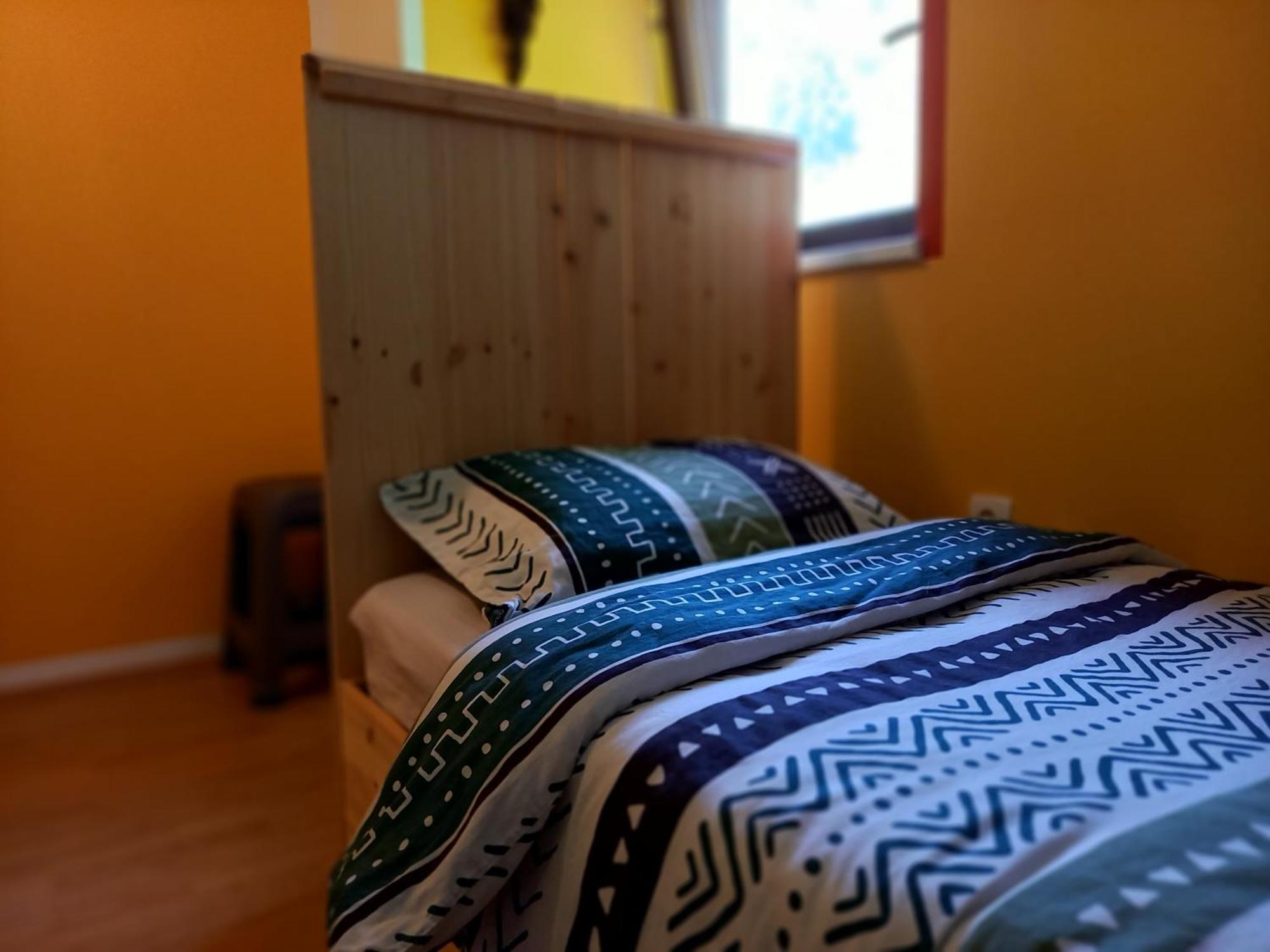 The Riverside Chill Hostel Блед Екстериор снимка