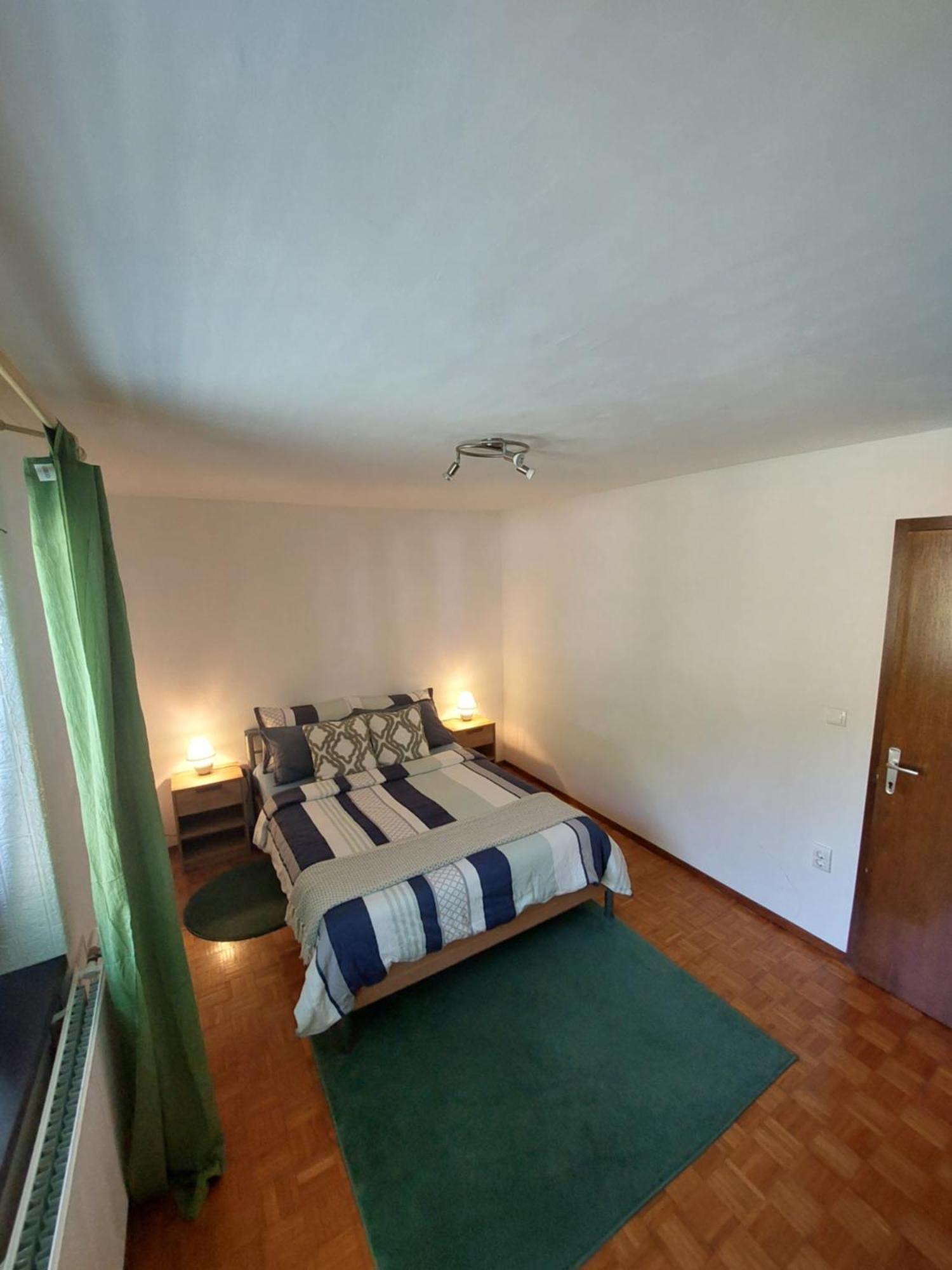 The Riverside Chill Hostel Блед Стая снимка
